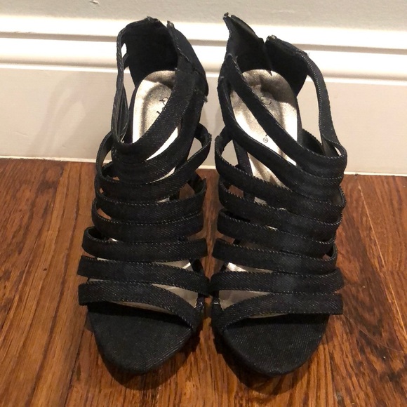 🛍 4/$20 - Qupid Like New Dark Blue Denim High Heel Sandals - Picture 1 of 7
